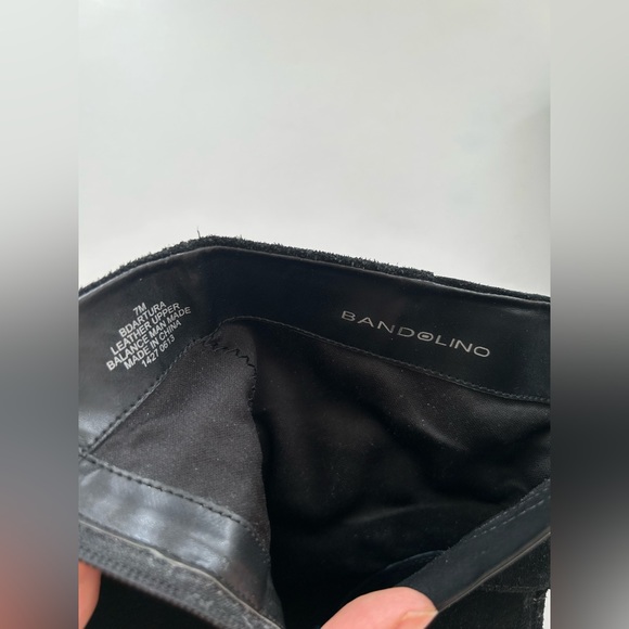 Bandolino Suede Wedge Booties in Black with Silver Hardware. Size 7 - Picture 10 of 10